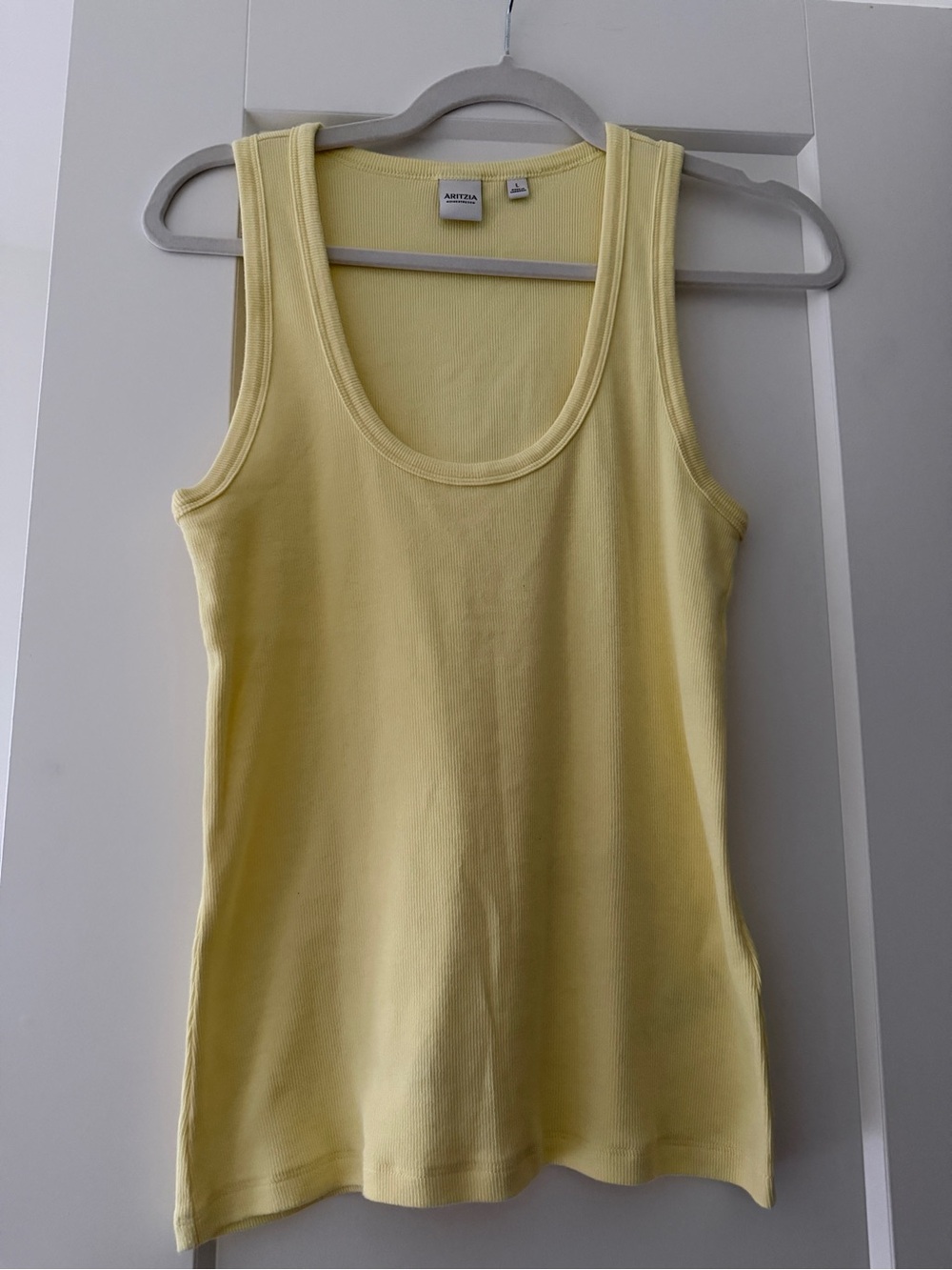 Aritzia Light Yellow Ribbed Scoop Neck Tank